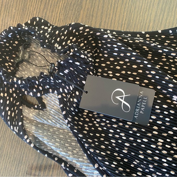 Adrianna Papell Black and White Halter Top - Picture 11 of 13